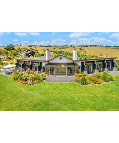 Stunning Home in Auckland, New Zealand for sale with Crypto Emporium
