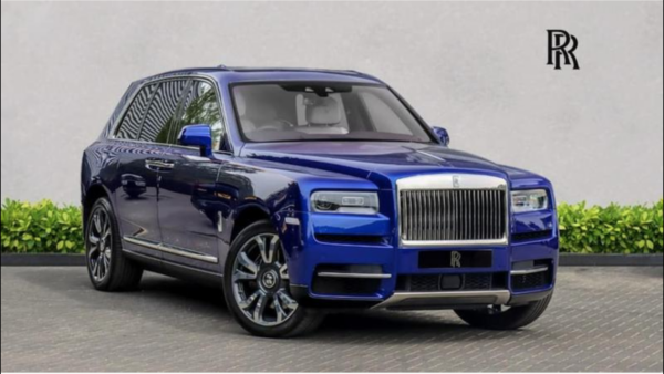 blue rolls royce cullinan, available for bitcoin,