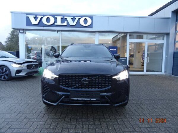 VOLVO XC60 front