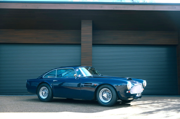 Aston Martin DB4 MK1