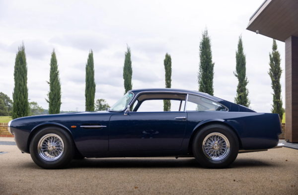 Aston Martin DB4 MK1 side