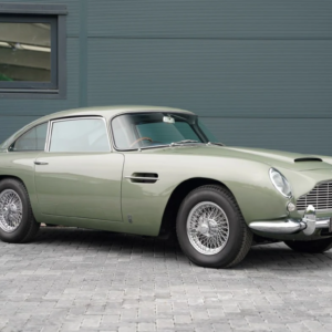 Aston Martin DB5 bitcoin, crypto, classic cars