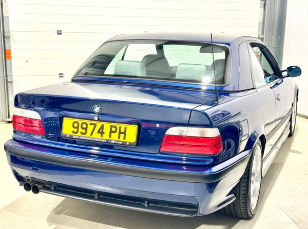 BMW E36 M3 back