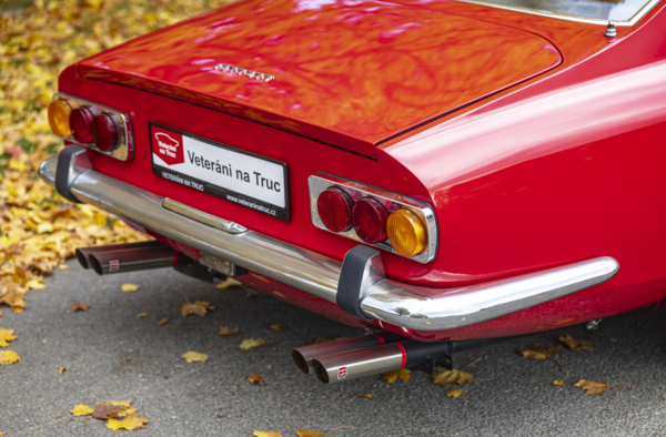 Ferrari 365 GT 2+2 back