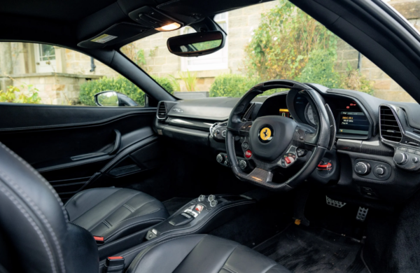 Ferrari 458 Italia cockpit