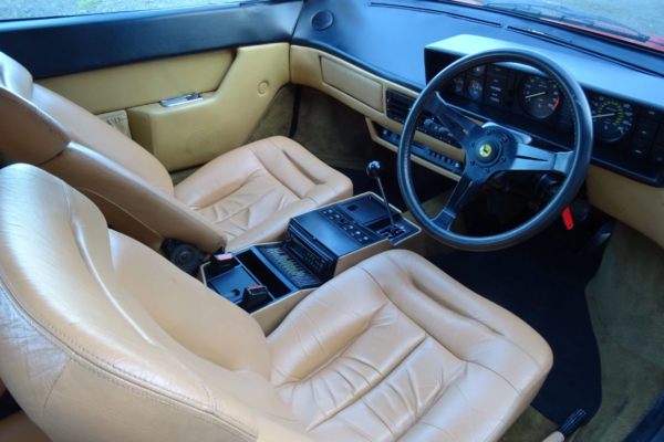 Ferrari Mondial 8 front seat