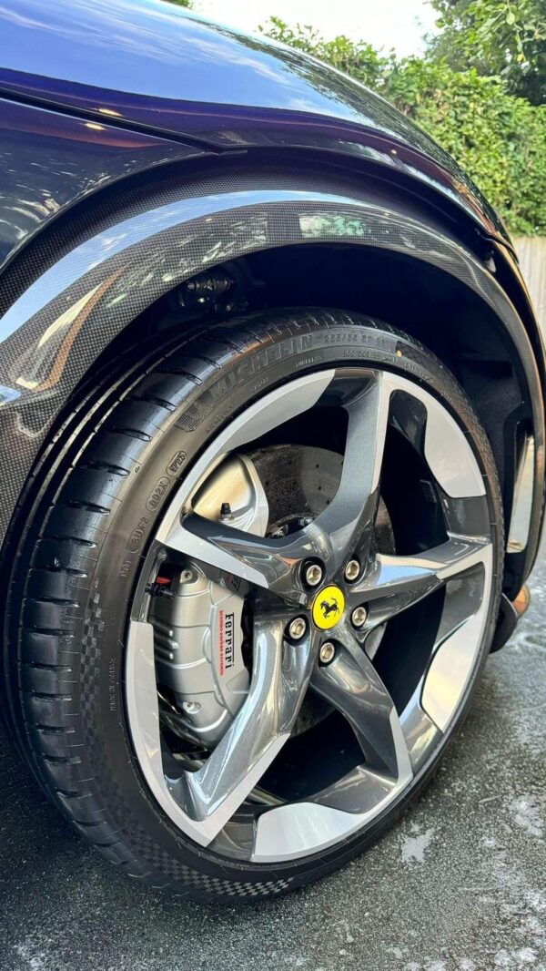 Ferrari Purosangue wheel