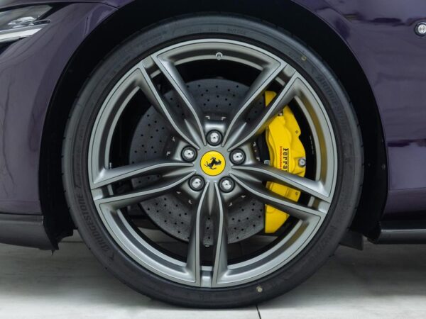 Ferrari Roma wheel