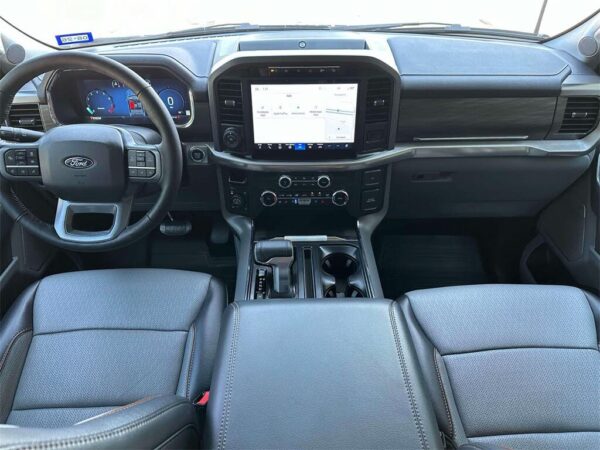 Ford F-150 Lariat cockpit