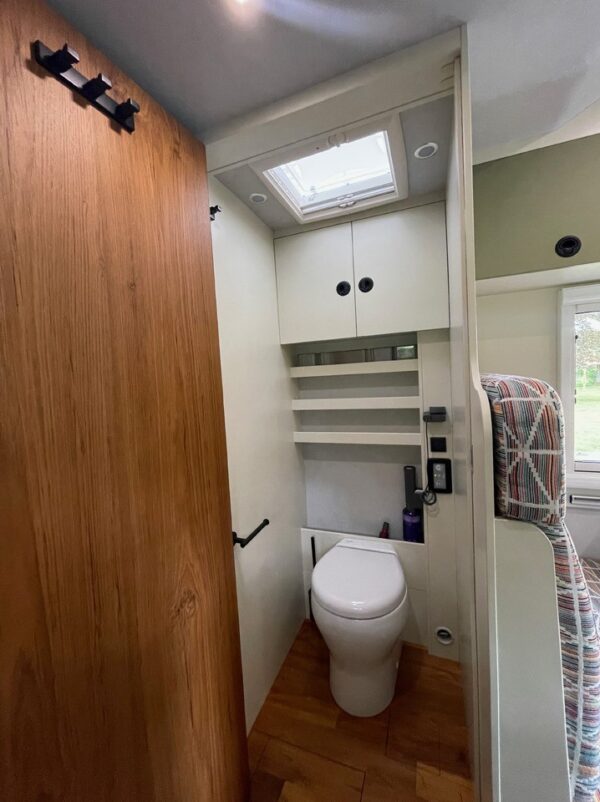 Iveco Daily toilet