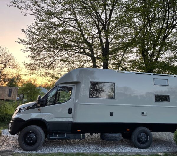 Iveco Daily side