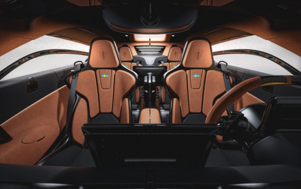 Koenigsegg Gemera interior