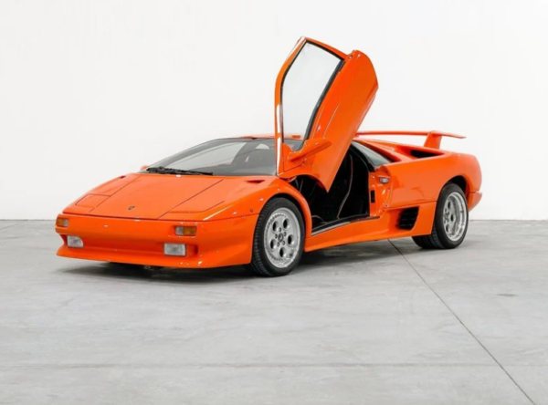 Lamborghini Diablo door