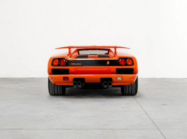 Lamborghini Diablo back