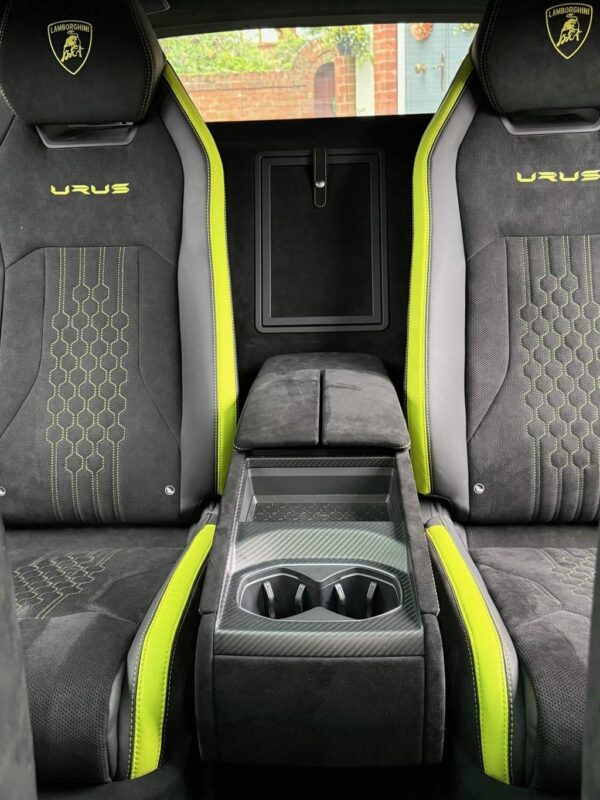 Lamborghini Urus rear seat