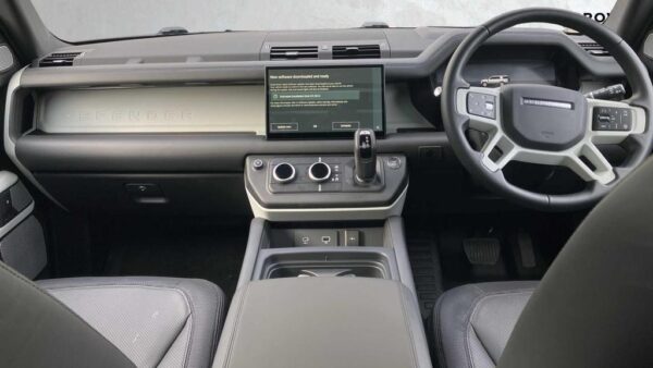 Land Rover Defender 130 cockpit