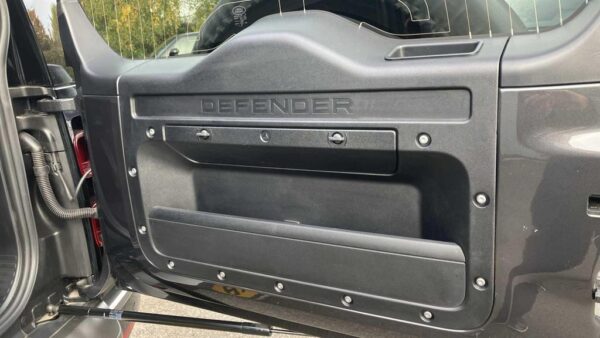 Land Rover Defender 130 door