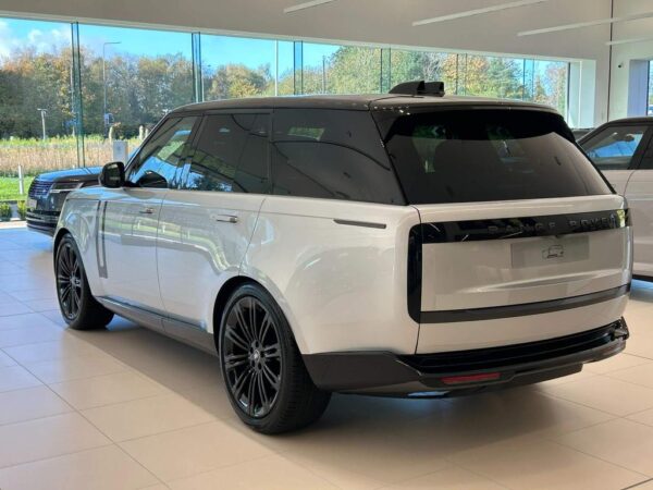 Land Rover Range Rover exterior