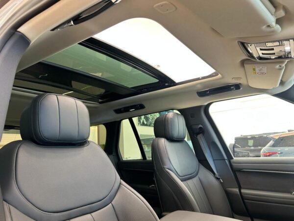 Land Rover Range Rover interior front seat sunroof