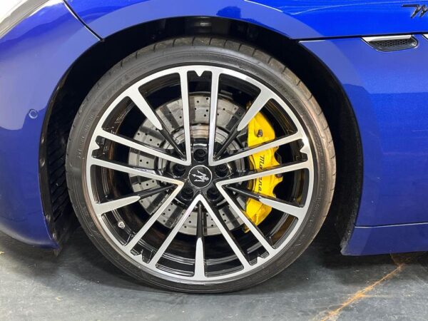 Maserati Granturismo wheel