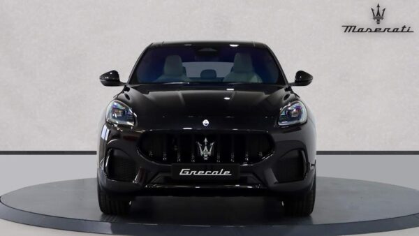 Maserati Grecale front