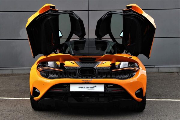 McLaren 750S doors back