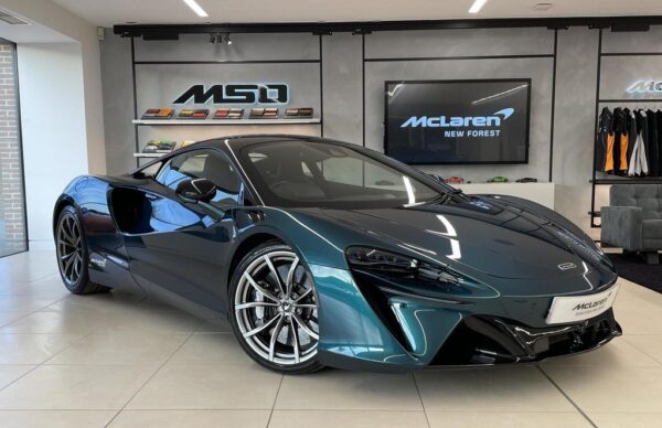 McLaren Artura bitcoin, crypto, luxury cars