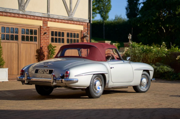 Mercedes-Benz 190SL back