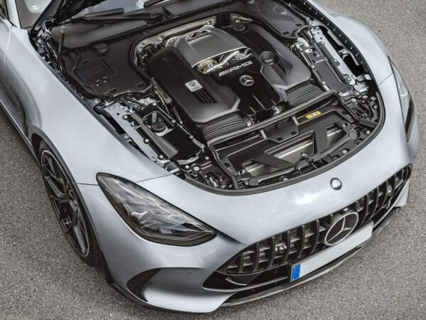 Mercedes-Benz AMG GT engine bay