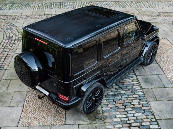 Mercedes-Benz G63 back top