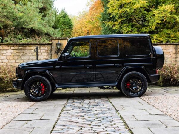 Mercedes-Benz G63 side