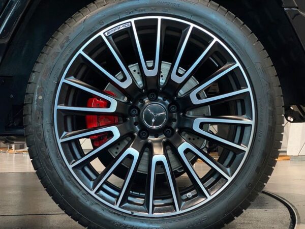 Mercedes-Benz G63 wheel