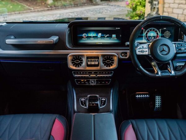 Mercedes-Benz G63 cockpit