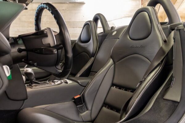 Mercedes-Benz SLR McLaren seats