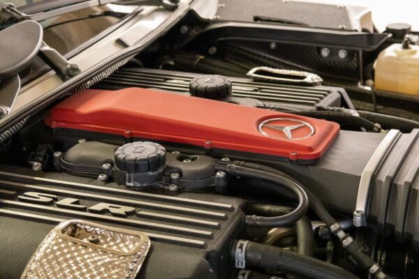 Mercedes-Benz SLR McLaren engine bay