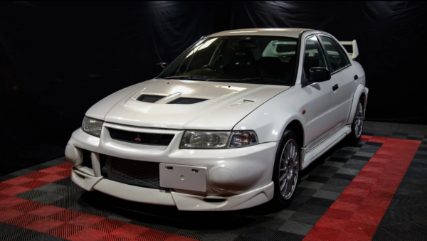 Mitsubishi Lancer Evo 6 RS front