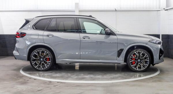 2024 BMW X5M Competition 4.4 - Image 7