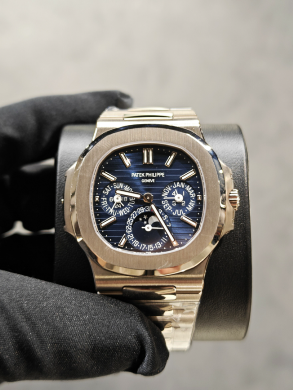 Patek Philippe Nautilus