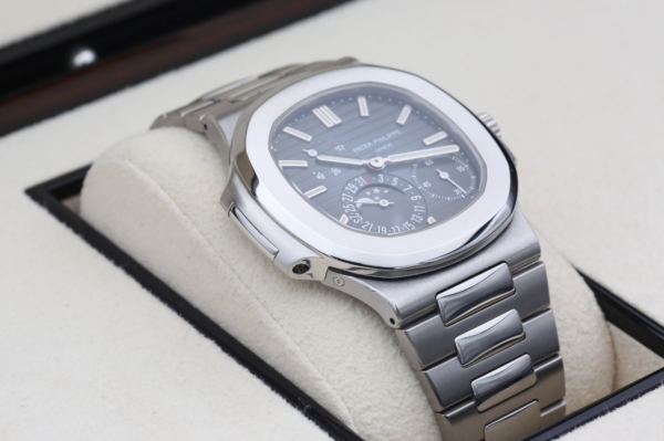 Patek Philippe Nautilus