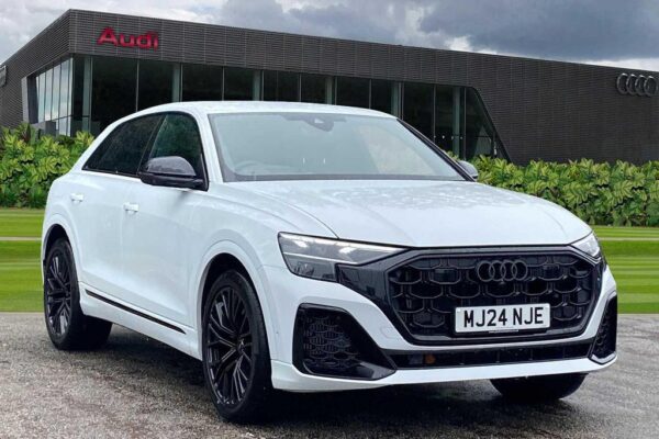 Audi Q8 White