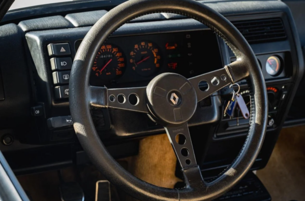 1984 Renault 5 Turbo 2 – Image 8