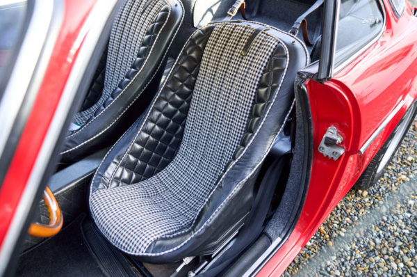 Renault Alpine A110 interior seat