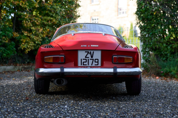 Renault Alpine A110 back