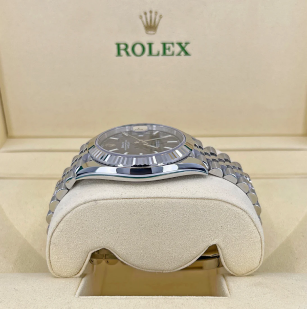 Rolex Datejust 41 White Gold Blue Dial bezel