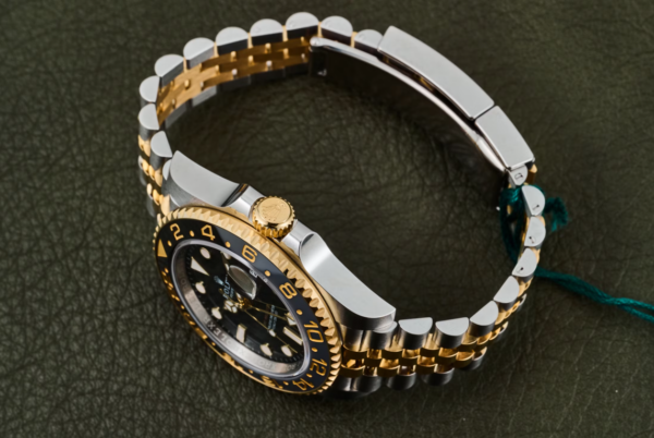 Rolex GMT-Master II Oystersteel and Yellow Gold Jubilee crown