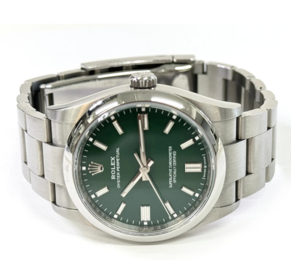 Rolex Oyster Perpetual 36 Green Dial dial