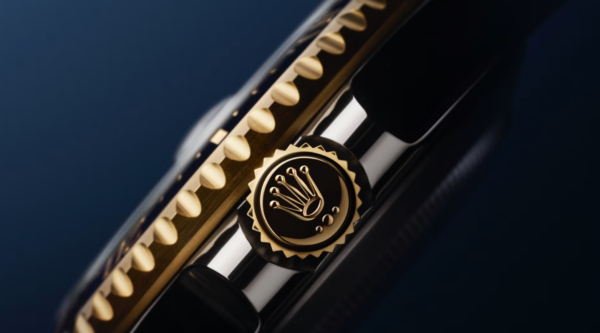 Rolex Sea-Dweller 43mm Oystersteel and Yellow Gold - Image 4