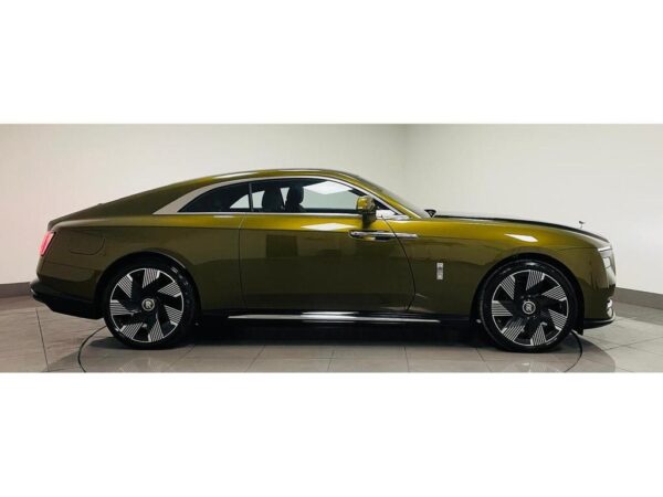 Rolls-Royce Spectre side