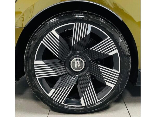 Rolls-Royce Spectre wheel