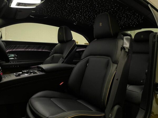 Rolls-Royce Spectre interior seat